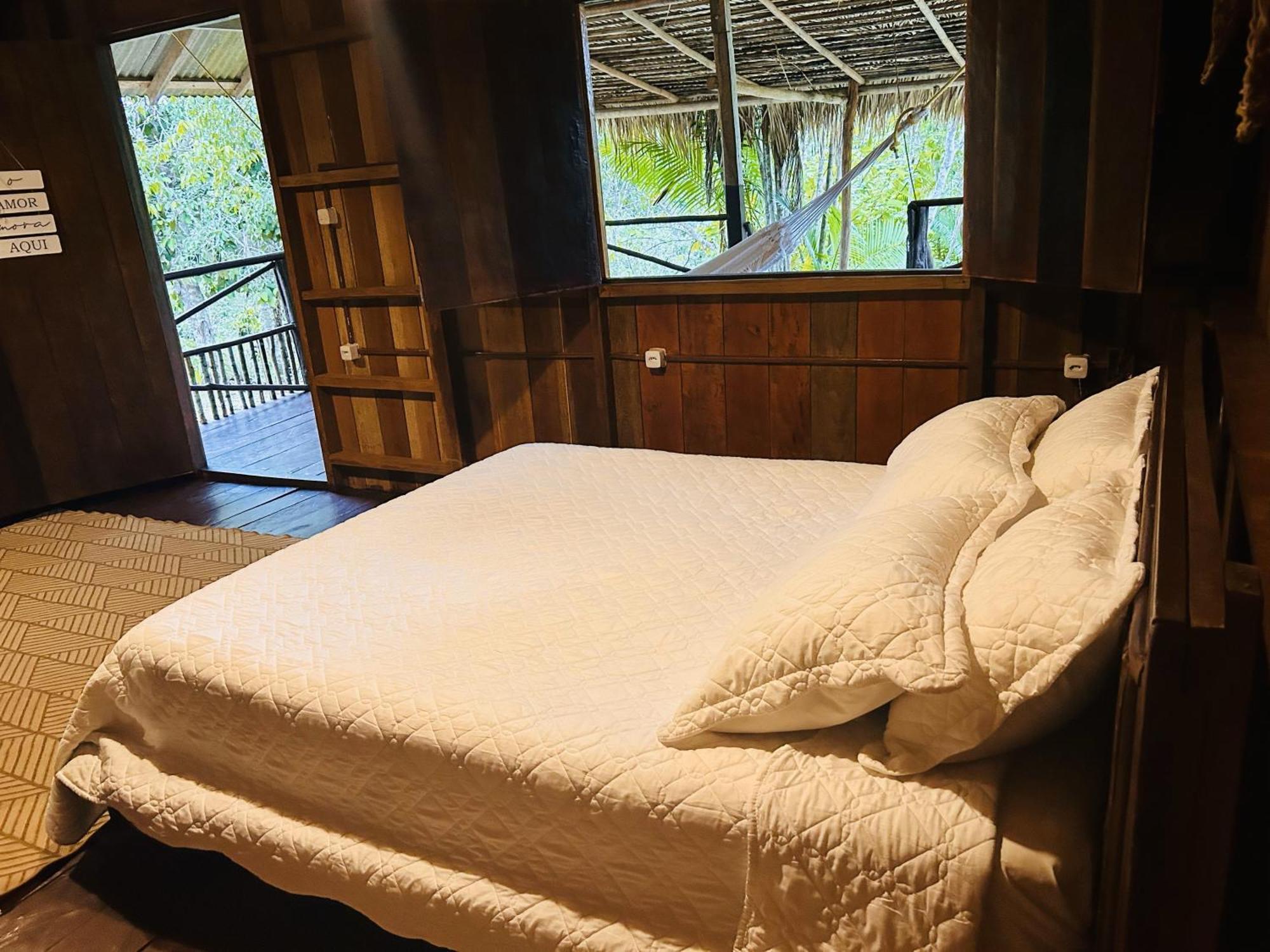 Ponta Poranga Jungle Lodge Manaus Exterior photo